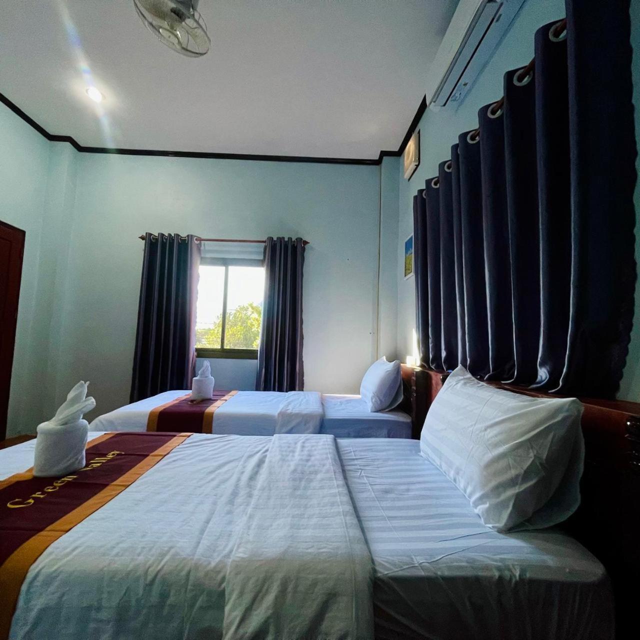 Smile Guesthouse Vangvieng Vang Vieng Exterior foto