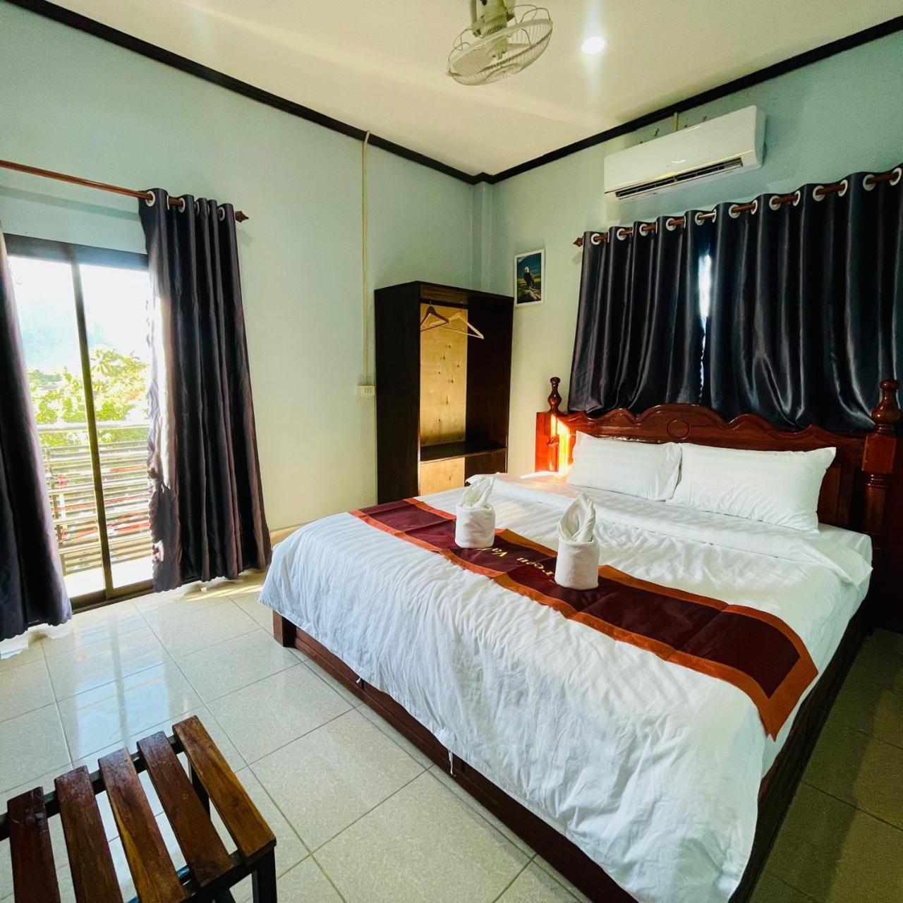 Smile Guesthouse Vangvieng Vang Vieng Exterior foto