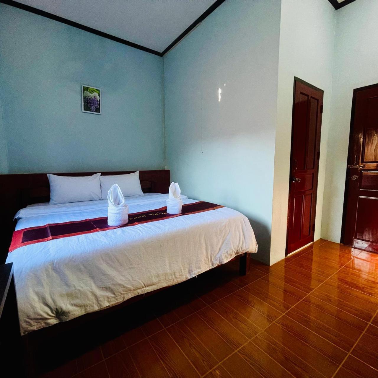 Smile Guesthouse Vangvieng Vang Vieng Exterior foto