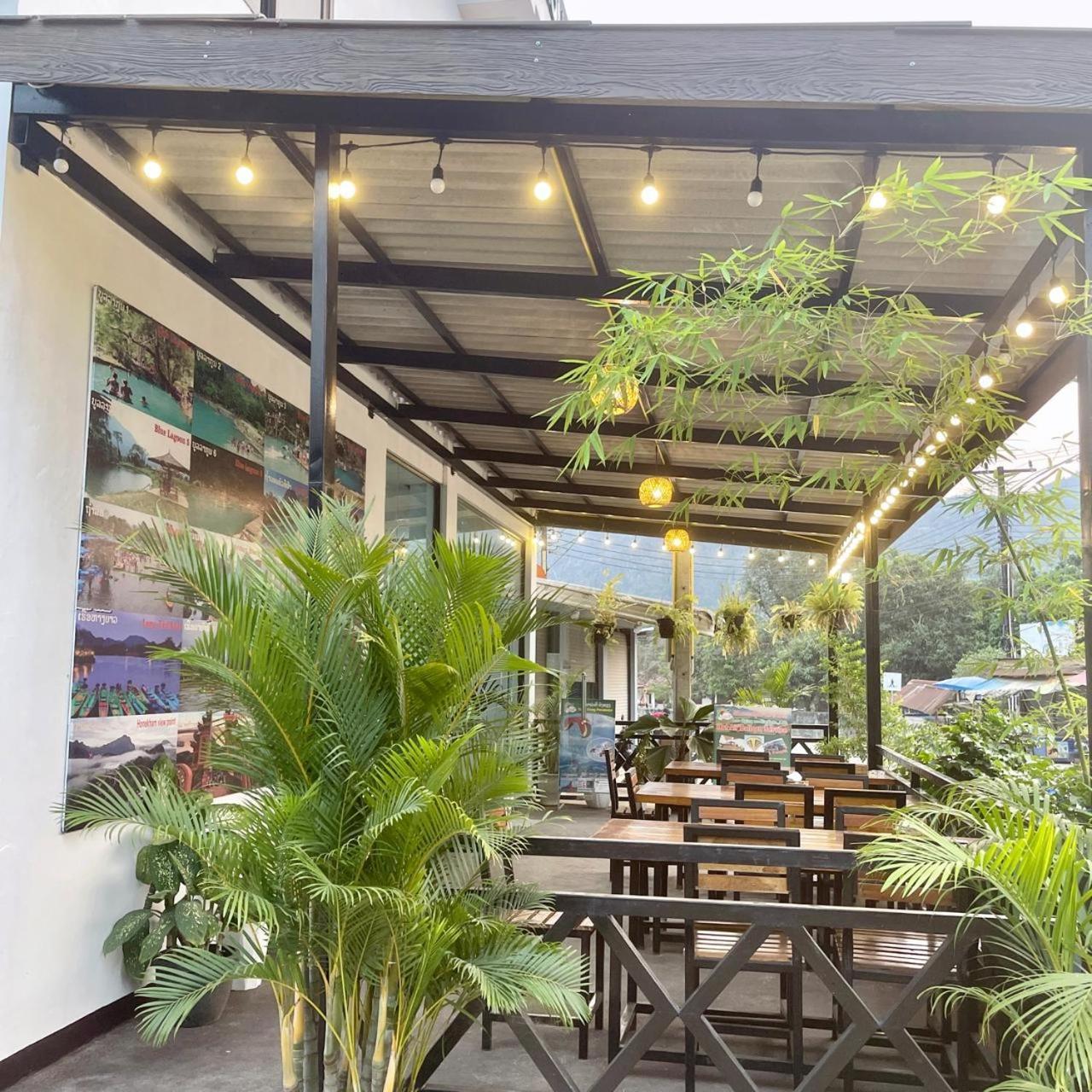 Smile Guesthouse Vangvieng Vang Vieng Exterior foto